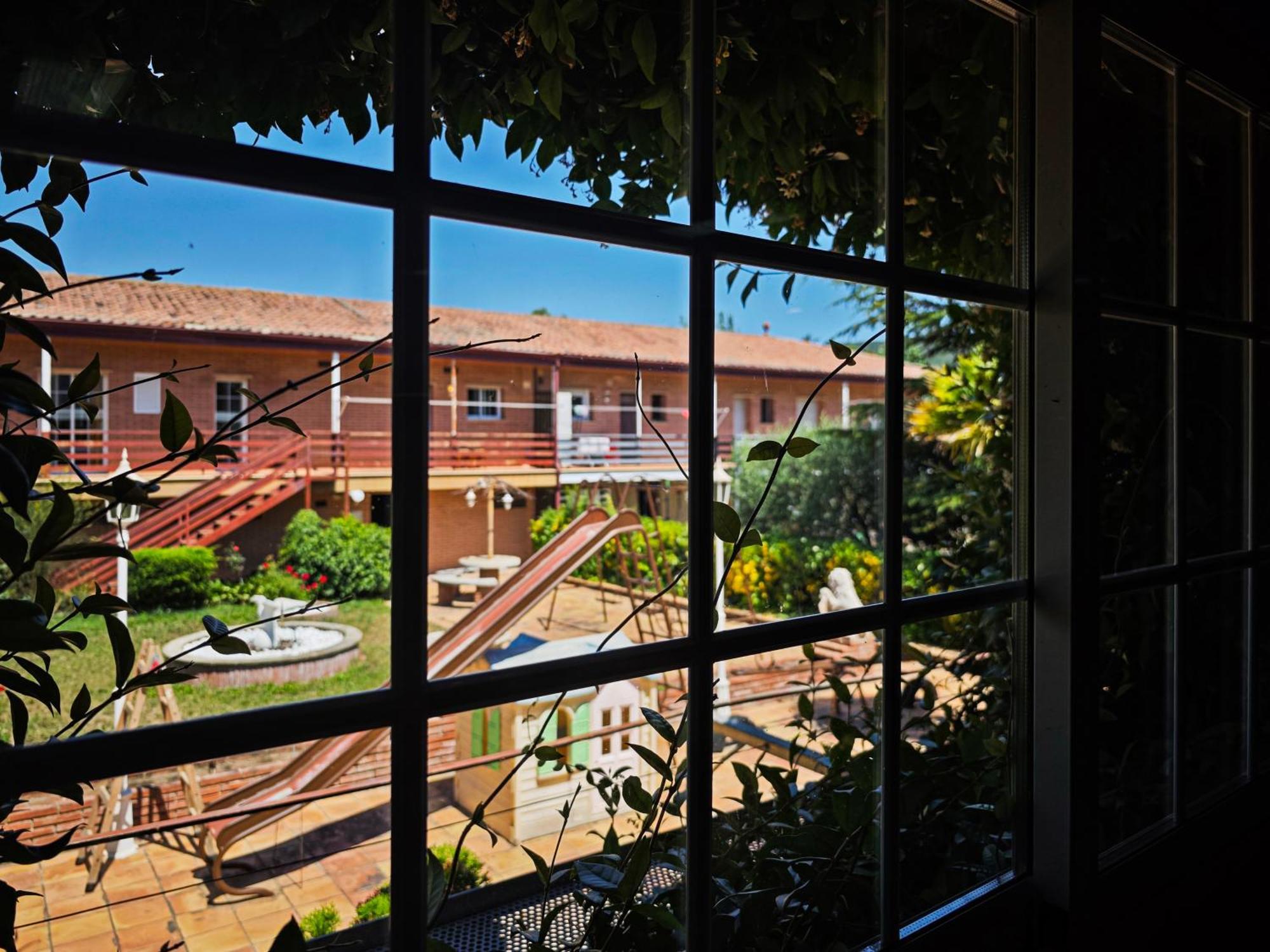 Espacio De Paz, Ideal Para Familias Villa Amalia La Llacuna Экстерьер фото